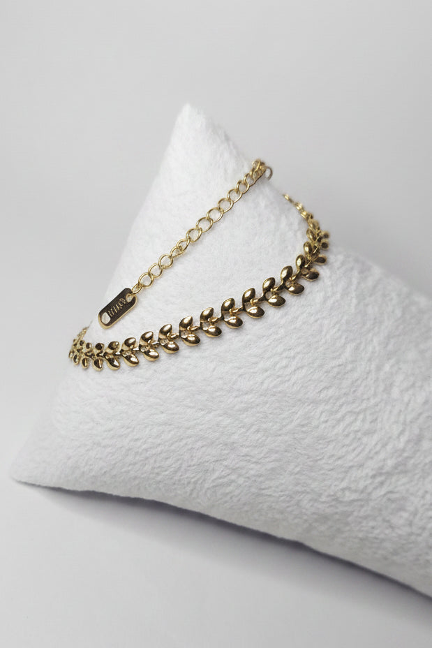 Gold Leaf Chain Bracelet